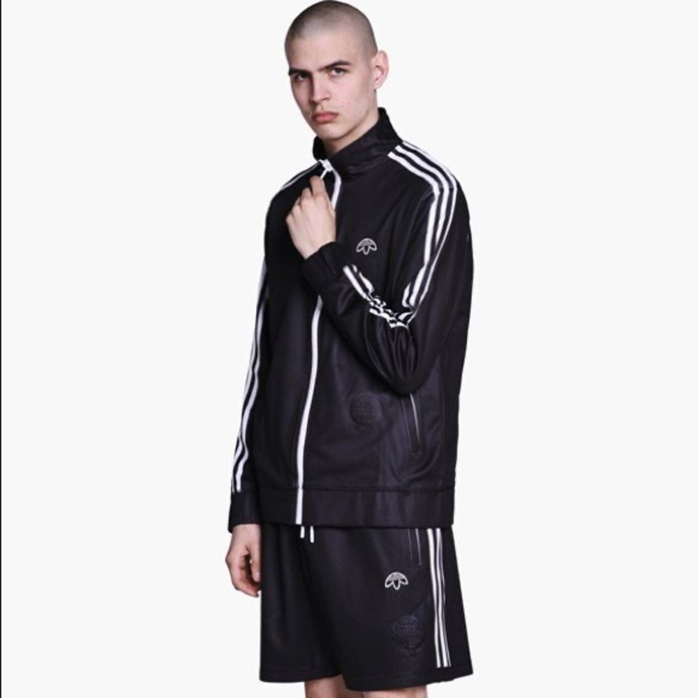 adidas Originals by Alexander Wang Top uni…